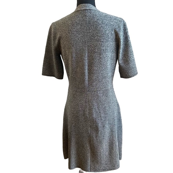 Ann Taylor Speckled Gray, Elbow Sleeve, V-Neck Dress. Size Medium (8-10) - Picture 2 of 4